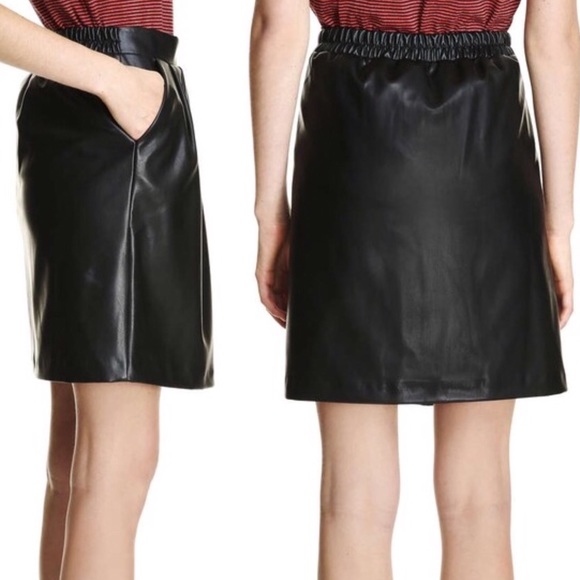 Black Faux Leather Skater Skirt Pockets Joe Fresh NWOT Vegan Friendly - Picture 3 of 8